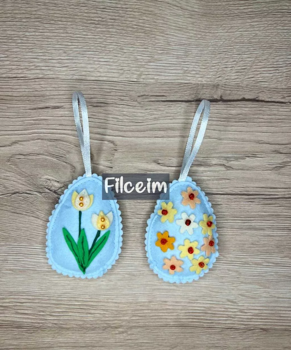 világoskék húsvéti tojás dekoráció filcből