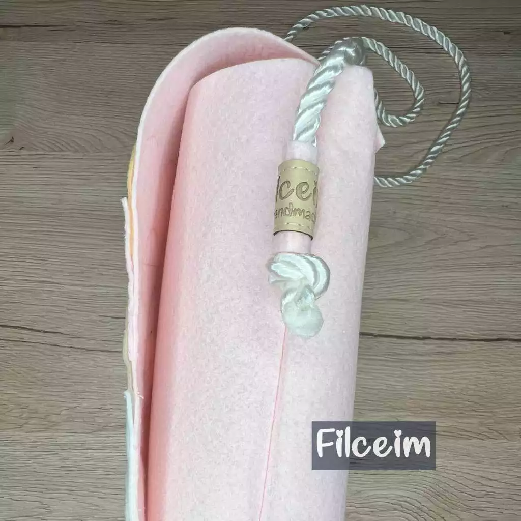 táska oldalról