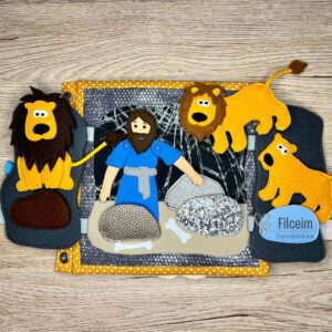 Dániel és az oroszlánok bibliai történetek csendeskönyv oldal