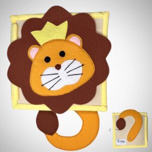 fejlesztő babakönyv oroszlánnal az elején